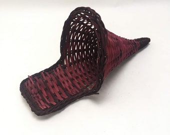 Small Delicate Red Cornucopia Basket, Fall Thanksgiving Wicker Horn of Plenty; 5" wide, 12.5" long, includes a 4.5" tray