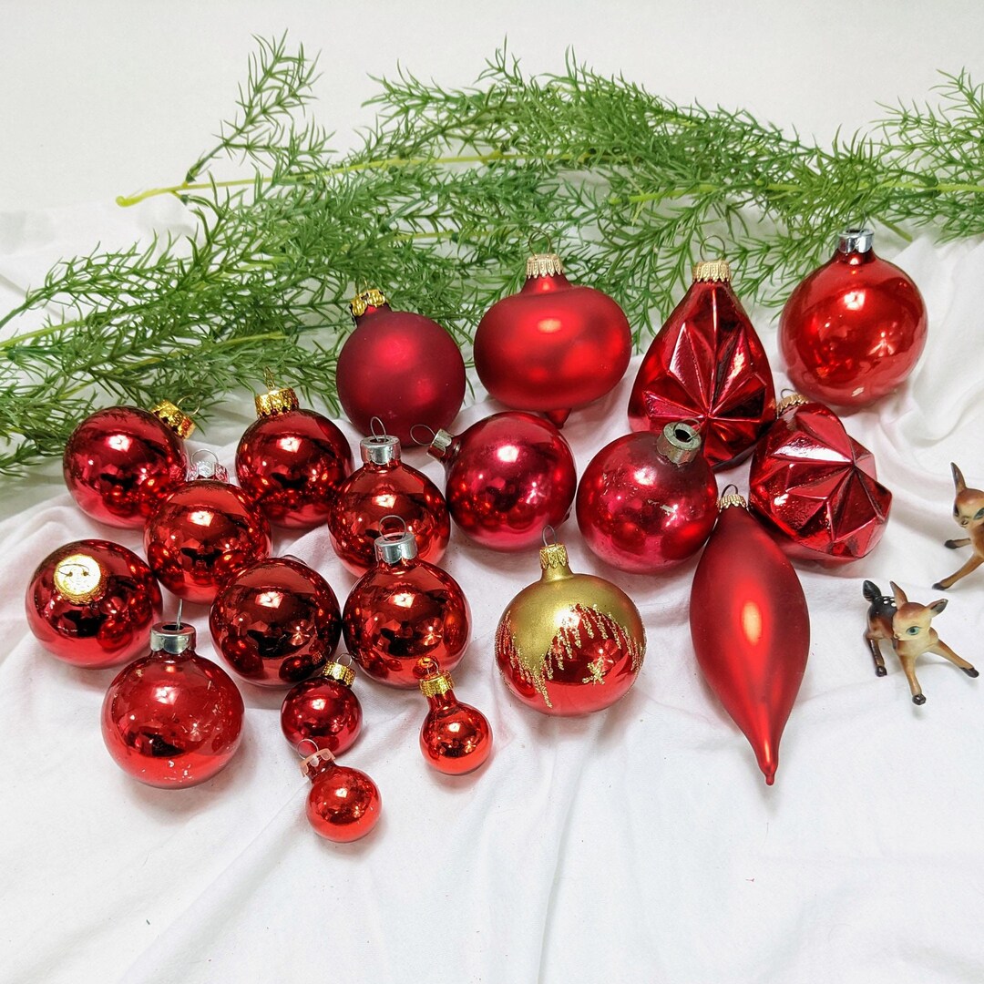 20 Mismatched Vintage Red Ornaments, Wonderfully Curated Instant