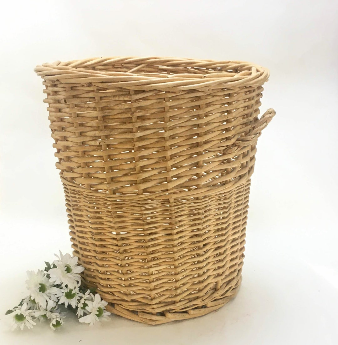Large and Tall Wicker Basket, Laundry Basket With Handles 15 Opening