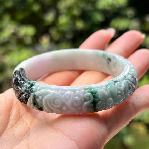 翡翠系腕輪ブレスレットバングルアクセサリー現品無料発送 彫刻された翡翠のバングル 53.4 mm ラベンダーグリーン 4色 グレードA