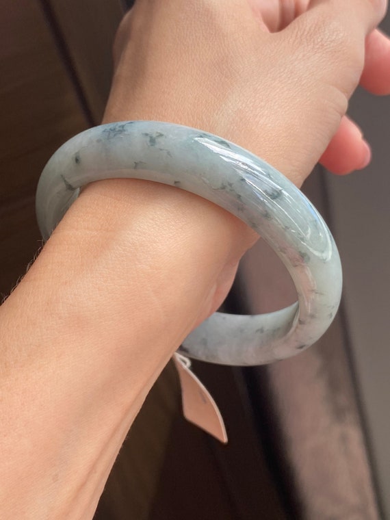 Grey jade bangle deals
