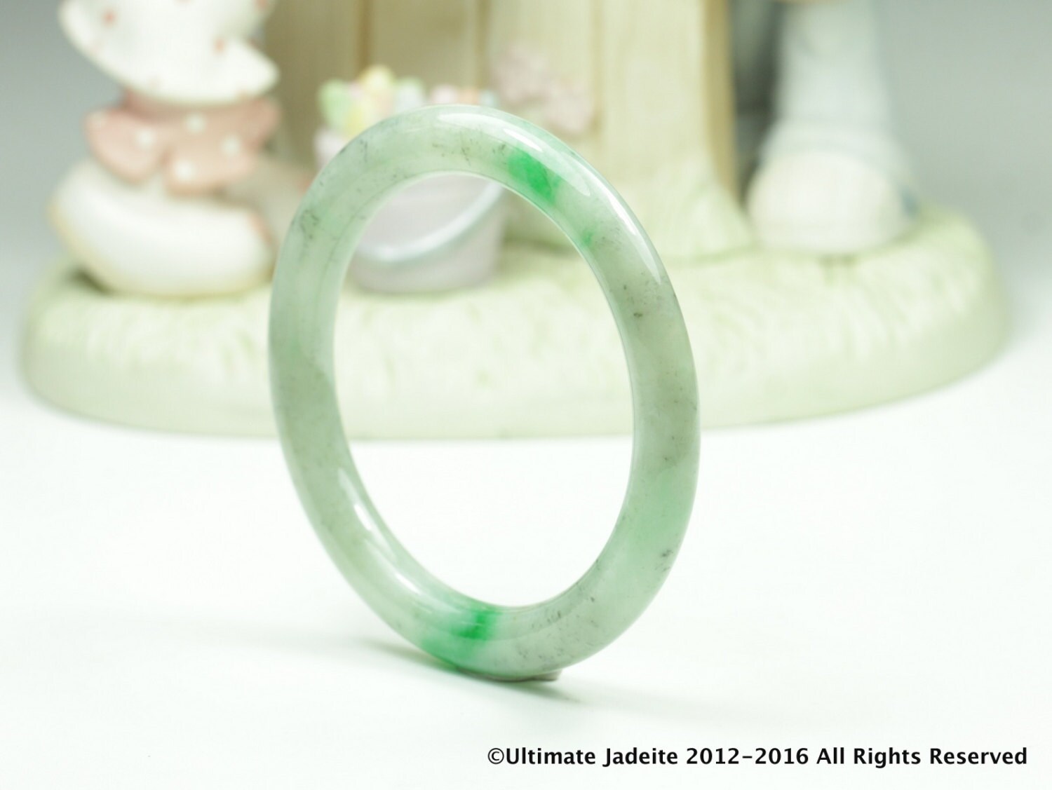 ジェダイト 翡翠 バングル - 54 mm ラウンド ビビッド グリーン