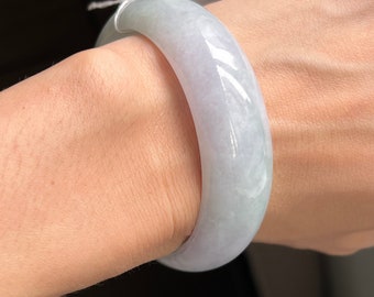 55.5 mm トリカラー ジェダイト バングル、青緑＆ラベンダー（ビルマ