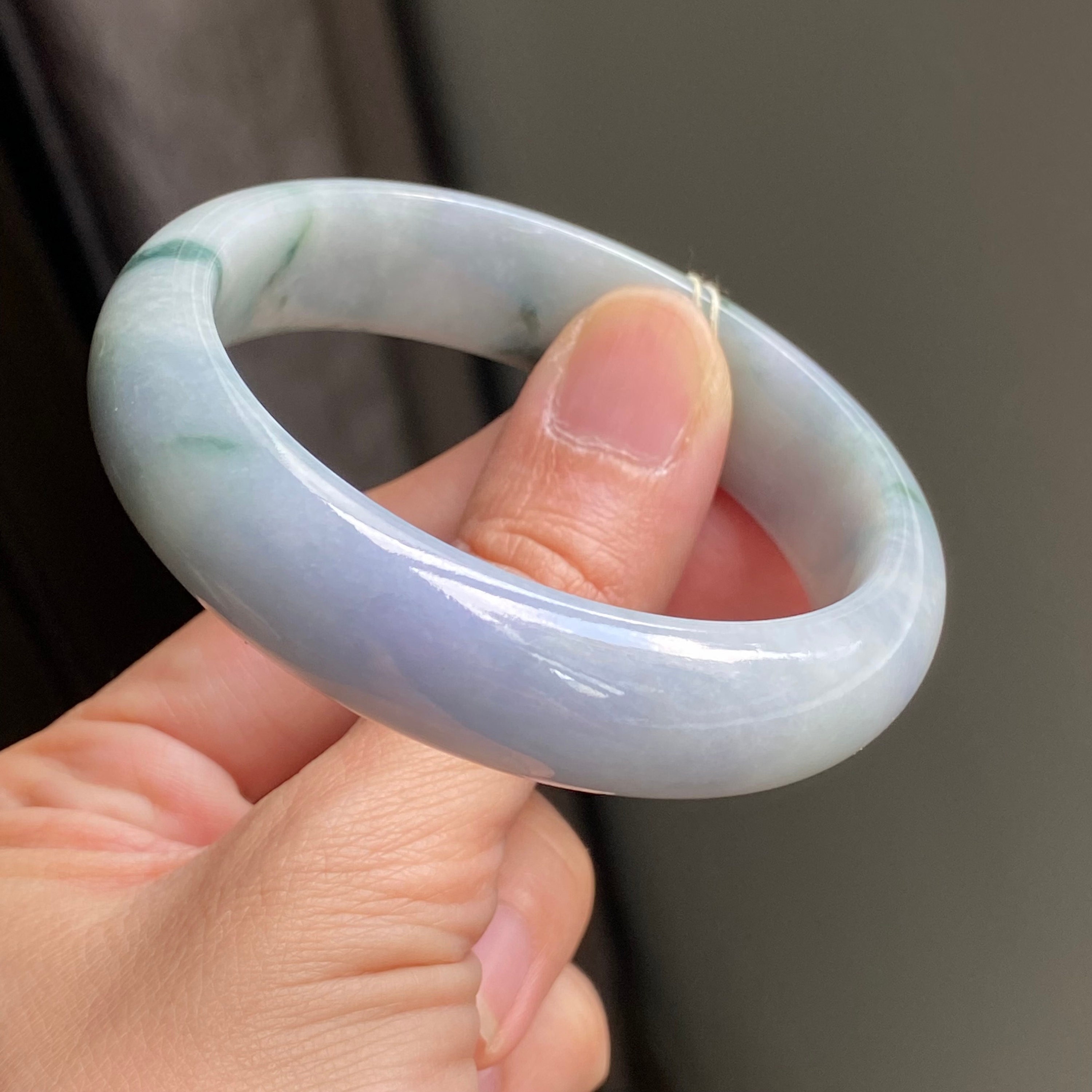 a翡翠.com ラベンダー翡翠バングル ラベンダー翡翠バングル 色香 – 翡翠市場からの便り