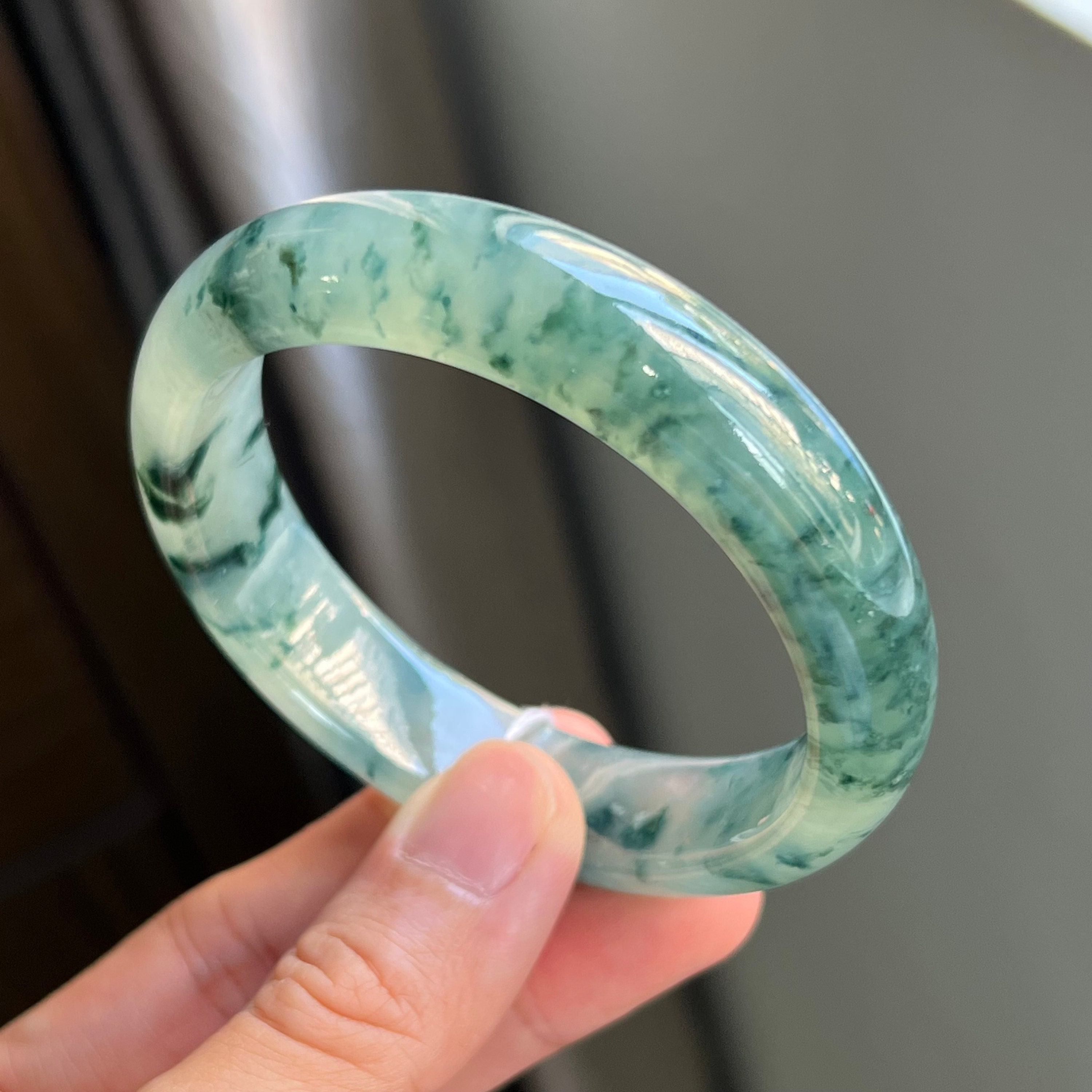 ICY 58.3 mm 翡翠バングル 非常に透明度の高い花柄 グレード A