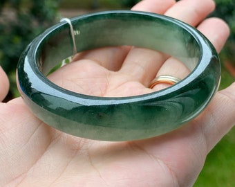 56.75 mm 翡翠バングル ディープフォレストグリーン グレードA
