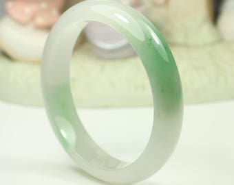 Jadeíta Jade Brazalete - 57.1mm Translúcido Vivid Verde y Blanco (Grado A Jade)