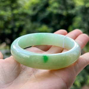 Jadeite Jade Bangle Bracelet - 55.7mm Apple Green MB5LLK (Grade-A Jade)