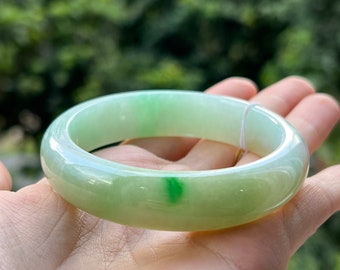 Jadeite Jade Bangle Bracelet - 55.7mm Apple Green MB5LLK (Grade-A Jade)