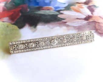 Vintage 1930s Art Deco 2.51ct t.w. Old European Cut Diamond Filigree Bar Brooch Pin Platinum