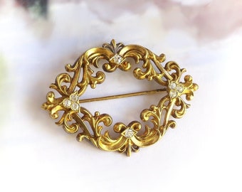 Antique .30 ct t.w. Old European Cut Diamond Brooch 18K Yellow Gold