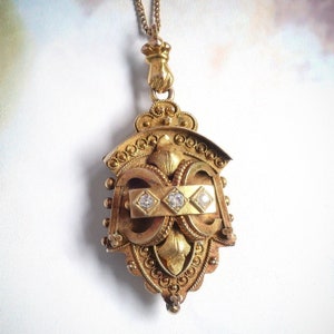 Antique Victorian Cannetille .14ct t.w. Old Cut Diamond Locket 18” inch Chain 10k-14K Gold