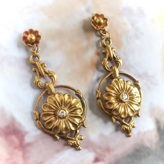 Vintage Diamond Daisy Drop Pierced Earrings in 14K Yellow Gold | Etsy