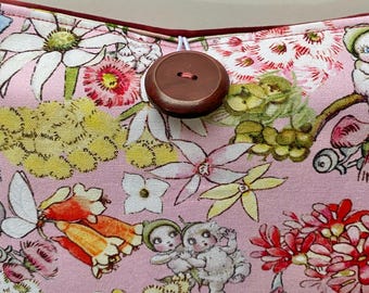 Handmade Padded Book Nest (Large) | Book Protector Sleeve with Pocket | Unique Fabric Design | Travel-Friendly Book Pouch