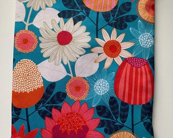 Handmade Padded Book Nest (Large) | Book Protector Sleeve with Pocket | Unique Fabric Design | Travel-Friendly Book Pouch