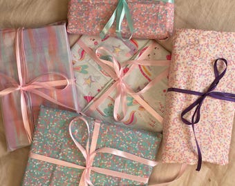 Ensemble de 5 sacs-cadeaux réutilisables | enveloppe en tissu | fermeture à ruban | cadeau livre | cadeau livresque | emballage durable | emballage cadeau zéro déchet