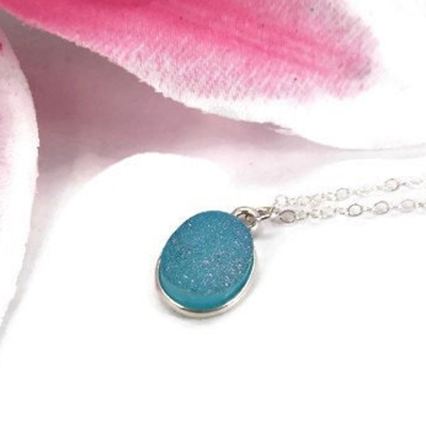 Blue Druzy Pendant Necklace - Sterling Silver Druzy Necklace - Minimalist Druzy Necklace - Oval Druzy Necklace - Light Blue Druzy