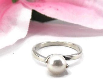 Pearl Engagement Ring - White Freshwater Pearl Ring - Sterling Silver June Birthstone Ring - White Pearl Cocktail Ring - Statement Ring