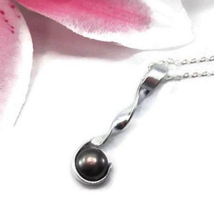 Black Freshwater Pearl Necklace - Sterling Silver Black Pearl Necklace