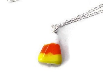 Halloween godishalsband - godismajssmycken - bus eller godis-halsband - godisberlockhalsband - hösthalsband i sterlingsilver