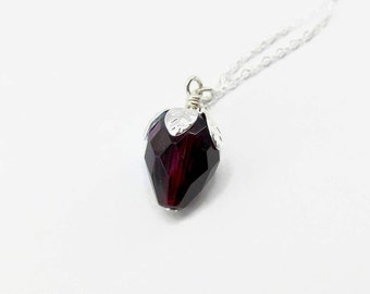 Erdbeere Halskette - Obst Charm Halskette - Sterling Silber rot Charm Halskette - minimalistische rote Halskette - rote Beere Halskette
