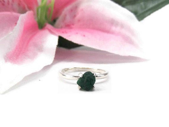 Raw Emerald Ring - Rough Emerald Ring - Uncut Emerald Ring - Green Emerald Ring - Raw Emerald - Rough Emerald - Promise Ring - Wedding Ring