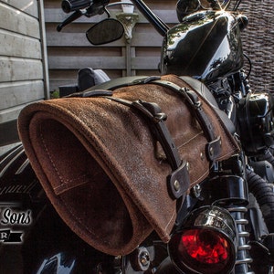 Tool Roll, brown leather, with pockets to store your tools image 4