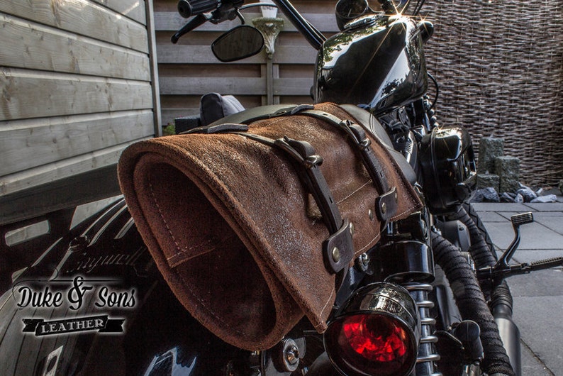 Tool Roll, brown leather, with pockets to store your tools image 4