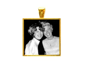 Gold Wedding Bouquet Photo Charm. DIY or Custom Bridal Memorial Photo. Shower Gift Idea. Boutonnière. Pet Memorial Photo Gift