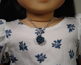 Collier rose en résine de longueur réglable pour poupées jouets de 18 po. comme American Girl®