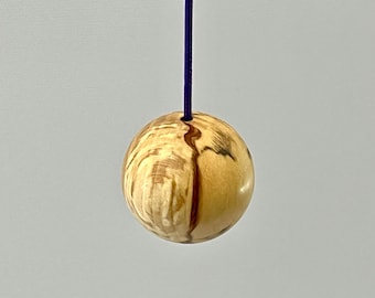 Cord Pull or ceiling Light Pull handle in irish spalted beech, sphere shape, size 43mm