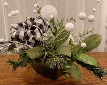 Glittery Snowball Centerpiece