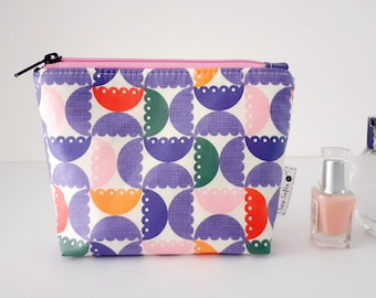 Small toiletry bag, waterproof zip bag, bag for cosmetics, make up purse, manicure pouch, mothers day gift, teenage girl gift