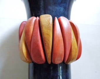 Colourful solid wood bracelet