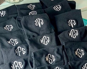 1 pr Men's Best Seller Cotton Brown, Black, Burg, Gray Smooth Flat / Ribbed Dress Socks Embroider Initials Wedding Party Size 6-12 Groomsmen