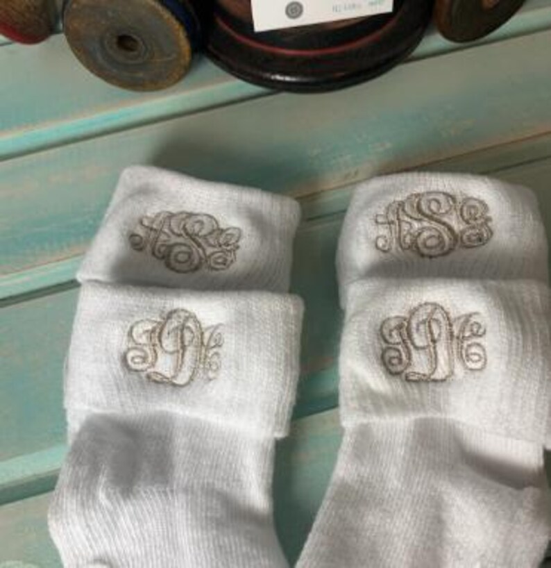1 pair Infant Toddler Girls Boys Monogrammed Youth Gold Toe Socks School Uniform Initials White Rolled Turn Cuff Crew or Ankle ToddlerSocks 画像 17