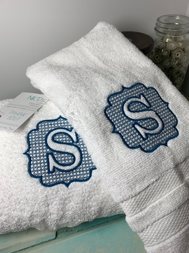 NYLAKELLEYdesigns Towel - Thumbnail 4