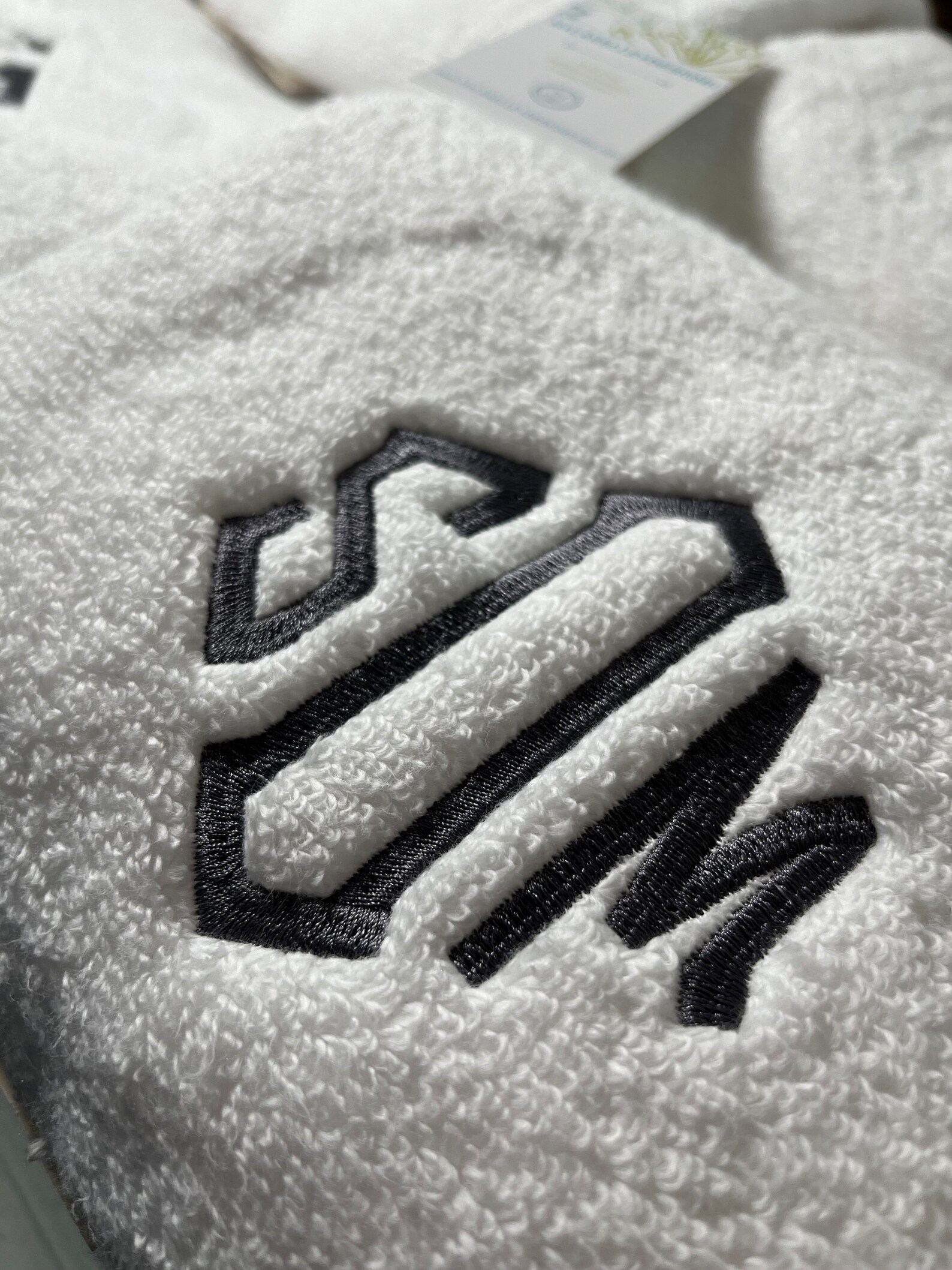 1 Top Selling Diamond Sls Monogram Initials BATH or HAND Towel ...