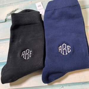 1 pr Diamond on ANKLE Men's Best Seller Smooth Cotton Flat Black or Navy Dress Socks Embroidered Initials Wedding Party Size 6-12 Groomsmen