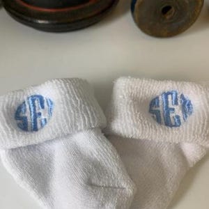 1 pair Infant Toddler Girls Boys Monogrammed Youth Gold Toe Socks School Uniform Initials White Rolled Turn Cuff Crew or Ankle ToddlerSocks 画像 18