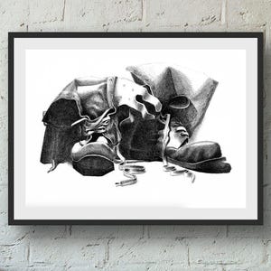 Ink Boots Zeichnung druckbare, Vintage Tinte Kunstdruck, rustikale Schuh Wandkunst, schwarz weiß Zeichnung, digitaler Download industrielle Skizze Poster