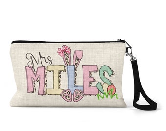 Personalized Easter Wristlet, Spring Wristlet, Personalized Gift for Girlfriend, Mothers Day Gift, Teacher Makeup Bag