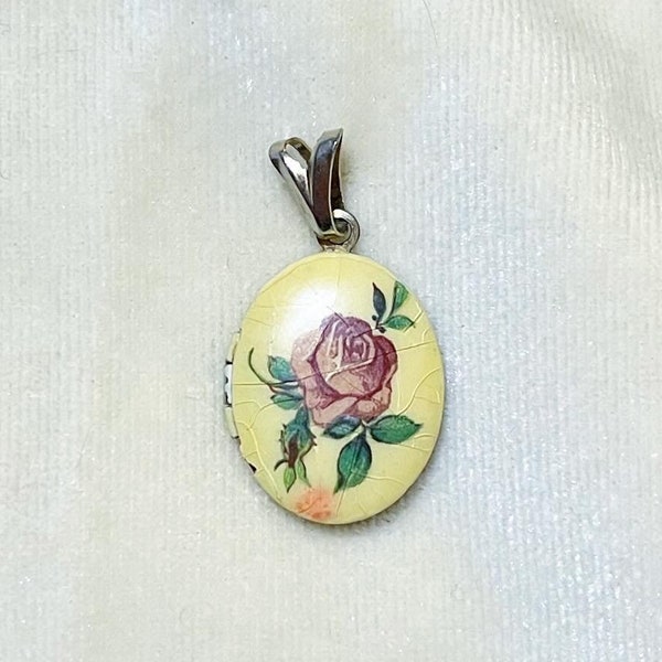 DAMAGED Silvertone Hand Painted Yellowed Crackled Rose Painted Cameo Locket Pendant (#0)