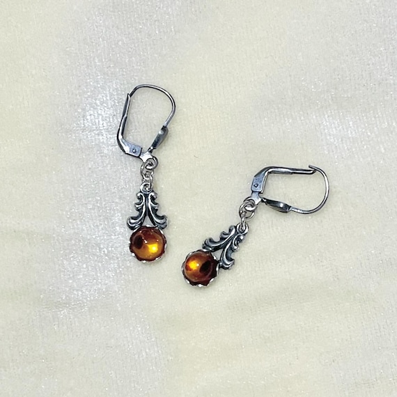 835 European Silver Floral Amber Droplet Dangle Ea