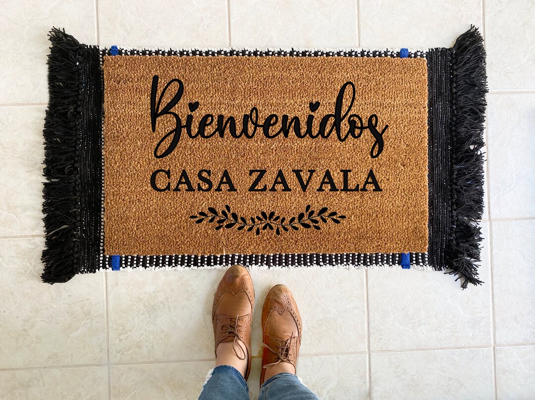 Custom Last Name Doormat in Spanish Custom Doormat With Last Name