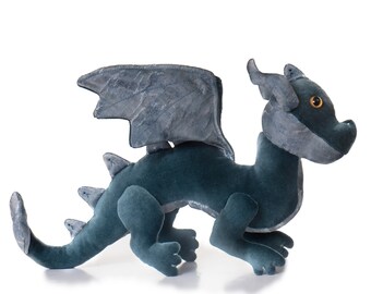 Dragon Plushy, Shoulder dragon with Posable Wings and legs birthday gift special gift Cos Play Home Fairytale Fantasy Collectors item