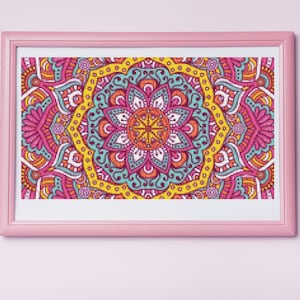 Mandala roze paneel kruissteekpatroon