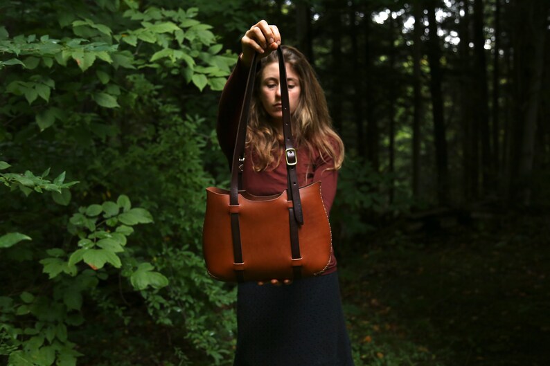 LEATHER TOTE bag, large leather tote, market tote, leather purse, hand sewn, tote bag leather, brown leather, under the tree, underthetree Honey Brown