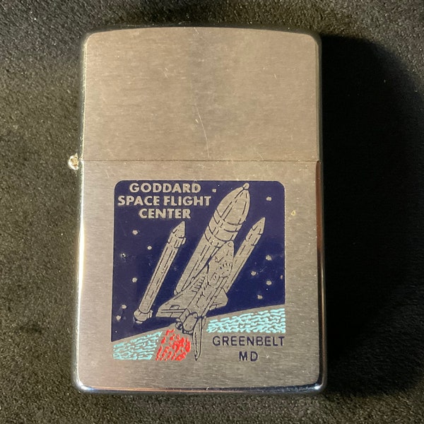 Vintage 1976 Goddard Space Flight Center Greenbelt, MD Space Shuttle Roll-out Zippo Lighter - Very lightly used and has Zippo insert