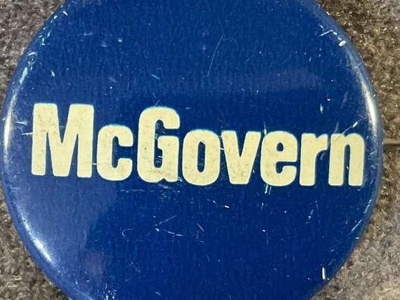 Vintage McGovern 1 1/8” Presidential Campaign Pin… - image 3
